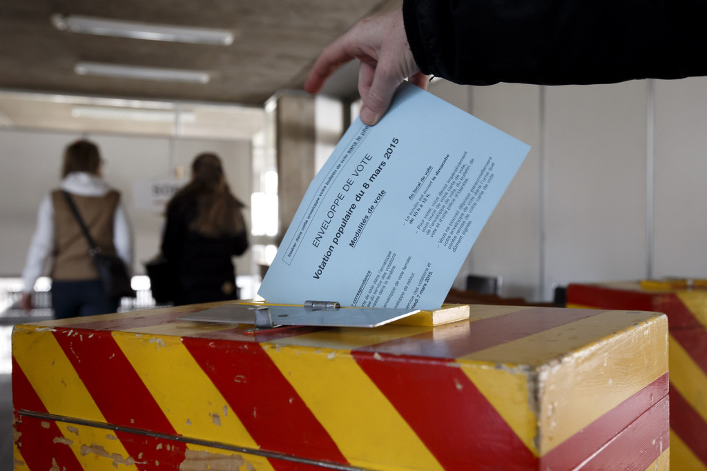 Le 8 mars, le journaliste, qui avait reçu son matériel de vote à double, avait voté deux fois.
