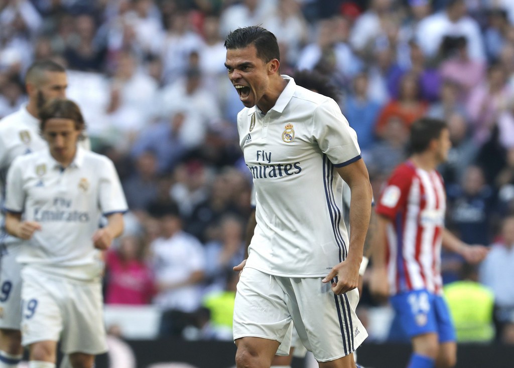  Pepe a joué dix saisons avec le maillot du Real Madrid.