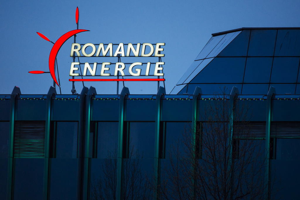 Romande Energie alimente en direct plus de 300’000 clients en électricité, dans près de 300 communes des cantons de Vaud, du Valais, de Fribourg et de Genève.