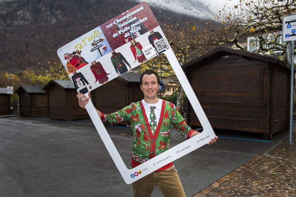 Président de la commission promotion et événements, le municipal Chris Cornut invite les fans de pulls moches de Noël à venir prendre la pose ce week-end à Vouvry, pour le premier championnat du genre.