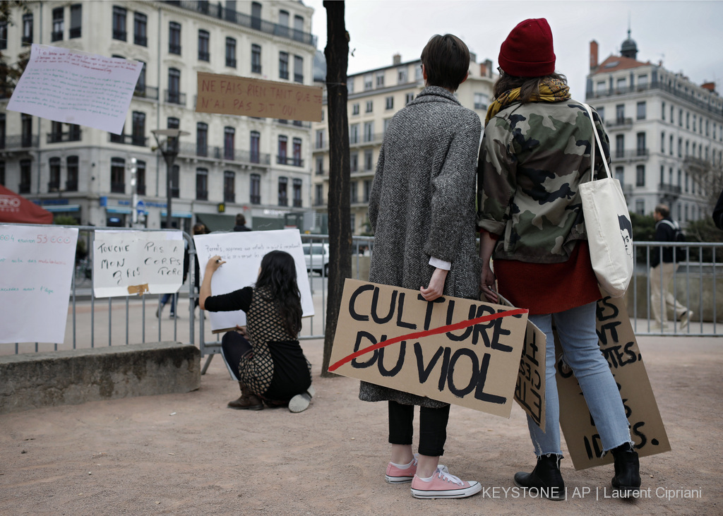 Le projet français vise à réunir des fonds pour le Collectif féministe contre le viol, l'Association européenne contre les violences faites aux femmes au travail (AVFT), l'Espace femmes Geneviève D., et Prendre le droit (illustration).