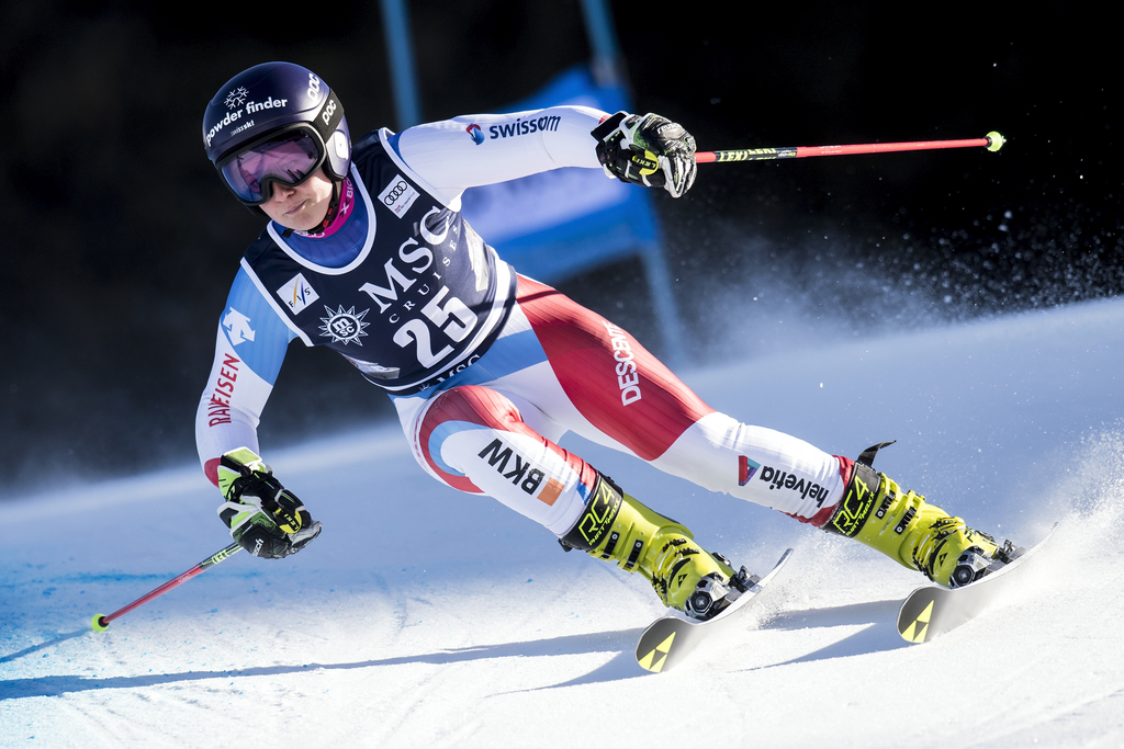 Simone Wild of Switzerland in action during the first run of the women's Giant-Slalom race at the Alpine Skiing FIS Ski World Cup in Lenzerheide, Switzerland, Saturday, January 27, 2018. (KEYSTONE/Jean-Christophe Bott)