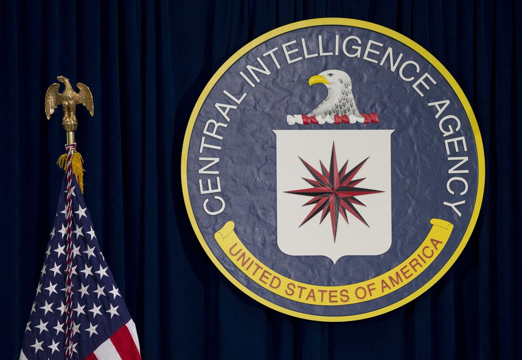 Gina Haspel aurait détruit des preuves de torture durant des investigations et elle est accusée d'avoir été impliquée dans les prisons secrètes controversées de la CIA. 