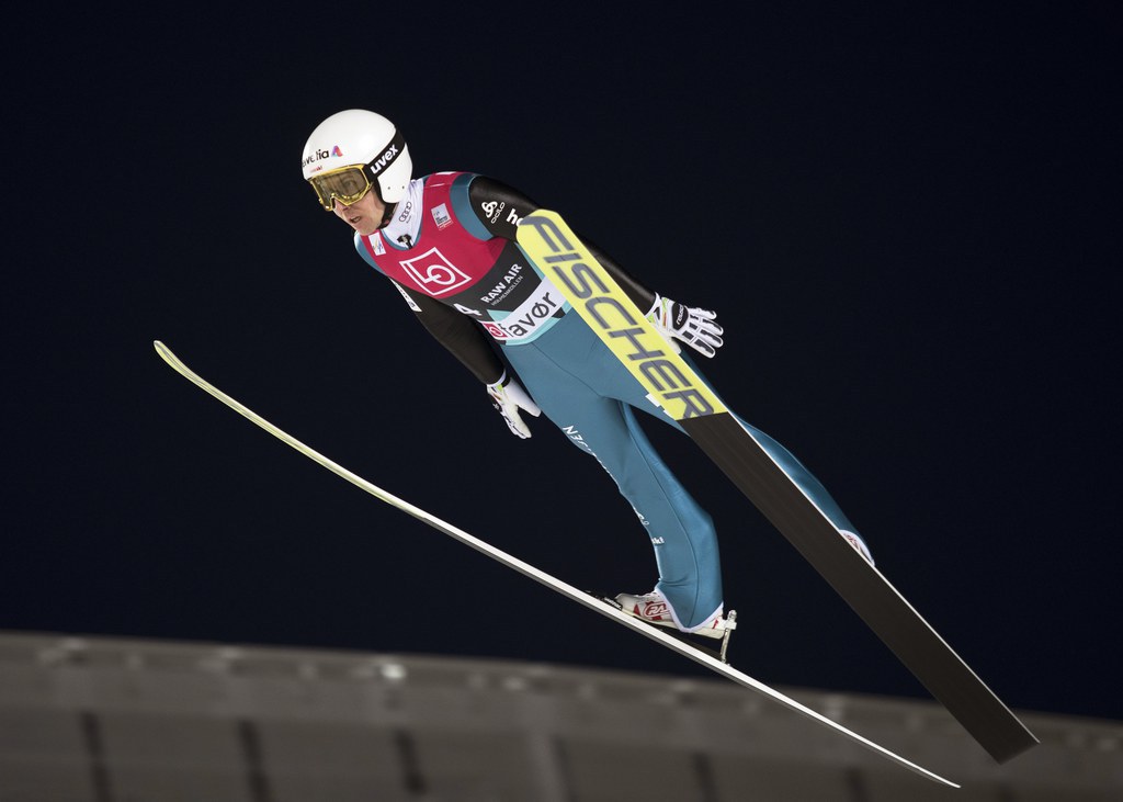 Le meilleur Suisse a été Ammann, 22e avec un saut à 122 mètres.