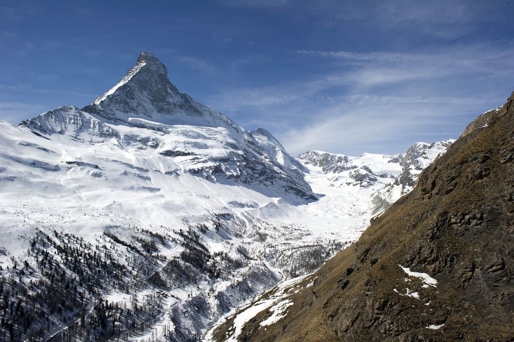 Un skieur a chuté à Zermatt. Il est décédé un jour plus tard.