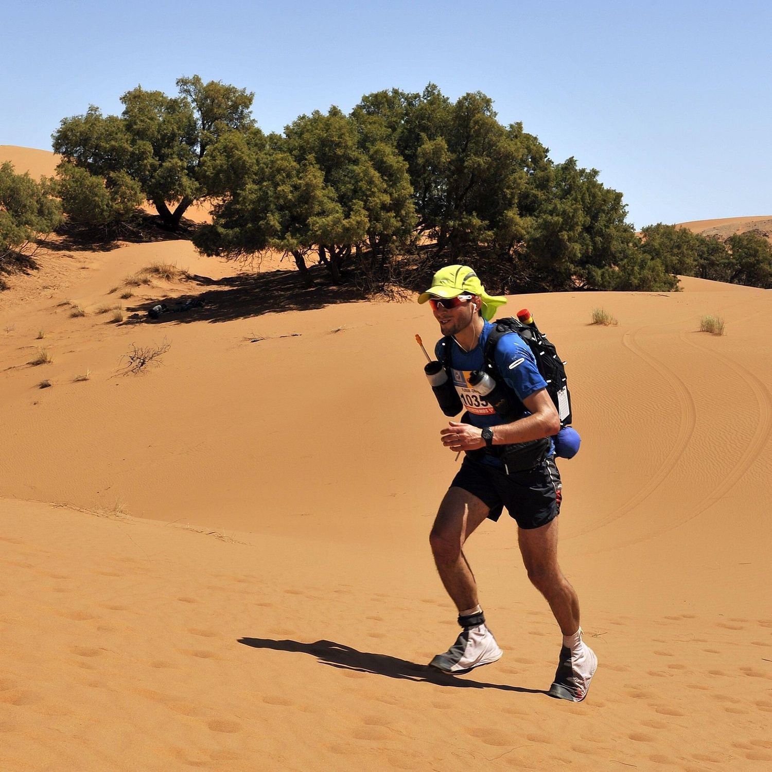 Florian Vieux court en plein désert du Sahara. Avec l'expérience, il a trouvé comment gérer son effort dans des conditions extrêmes.