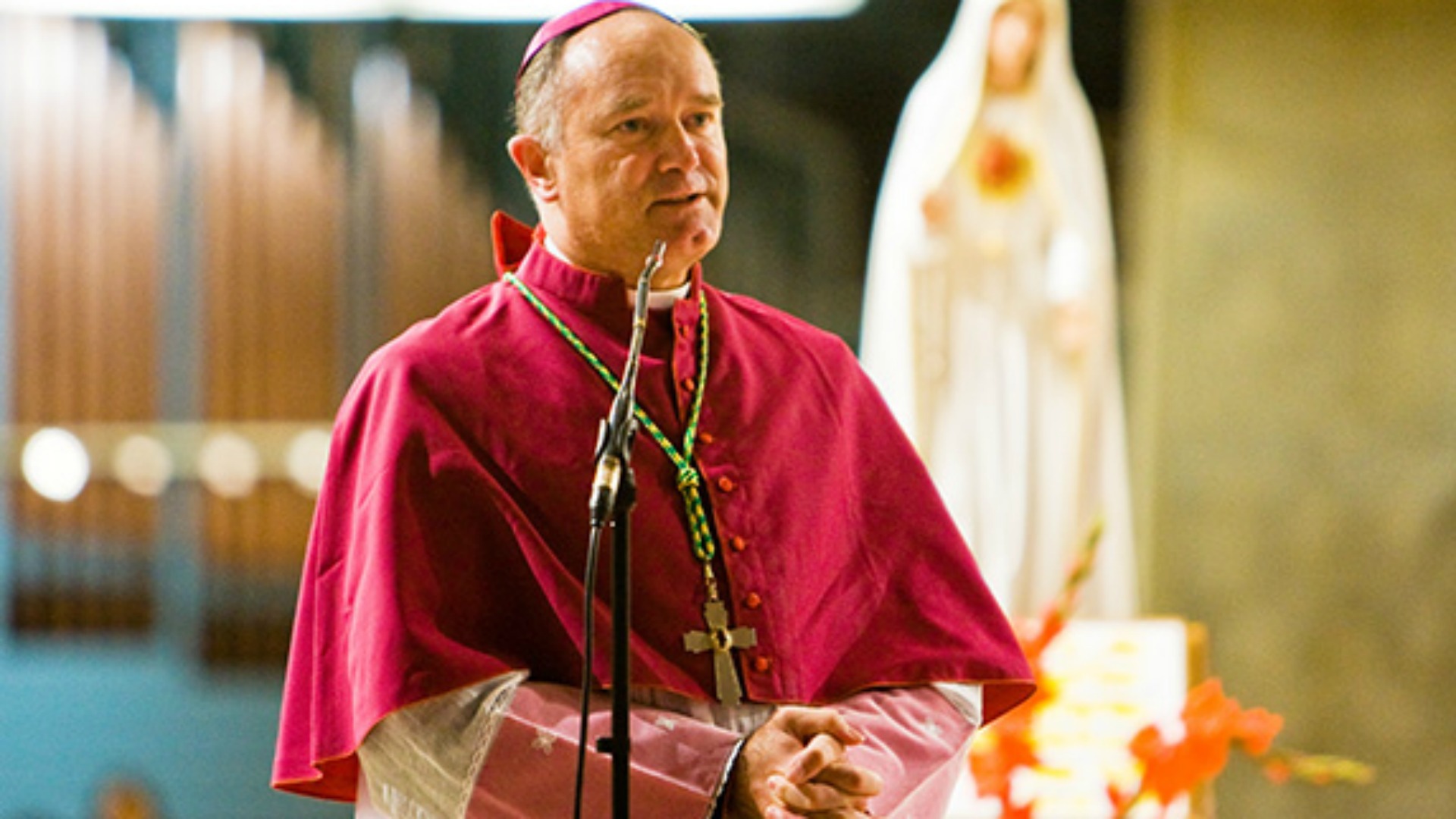 Bernard Fellay quitte la tête de la Fraternité sacerdotale Saint-Pie X. 
