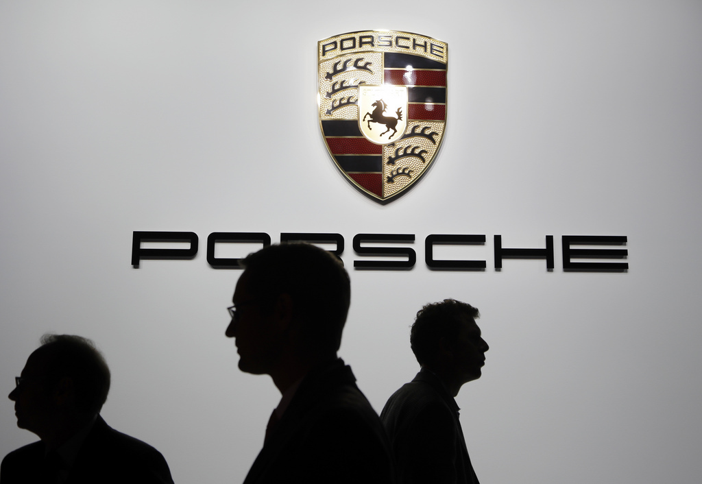 Chez Porsche, les modèles concernés sont les Macan 3.0 l diesel et les Cayenne 4.2 l diesel.