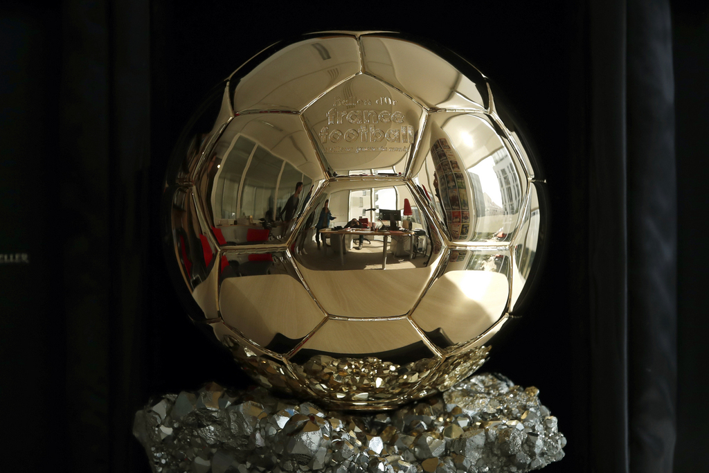 Le 63e Ballon d'or, prix individuel suprême pour un footballeur, sera décerné le lundi 3 décembre, à Paris.