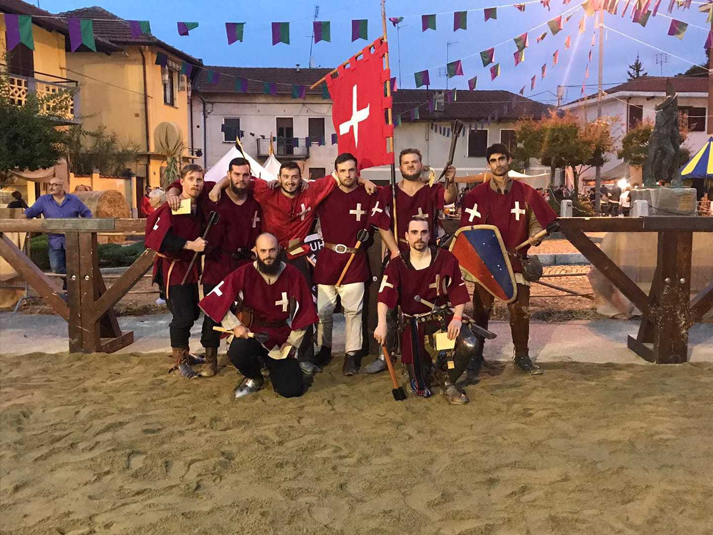 L'équipe de Suisse de béhourd est sortie victorieuse des combats à Volpiano en Italie.