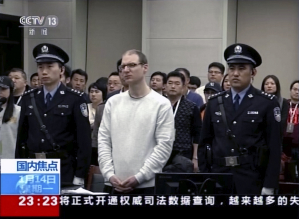 Condamné lundi à la peine de mort en Chine pour trafic de drogue, le Canadien Robert Lloyd Schellenberg a acquiescé lorsque le juge lui a demandé s'il avait compris le verdict.