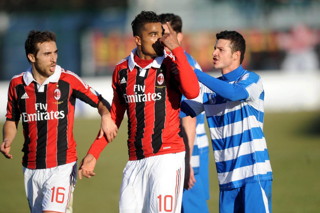 Boateng en tête, les joueurs du Milan AC ont quitté le terrain.