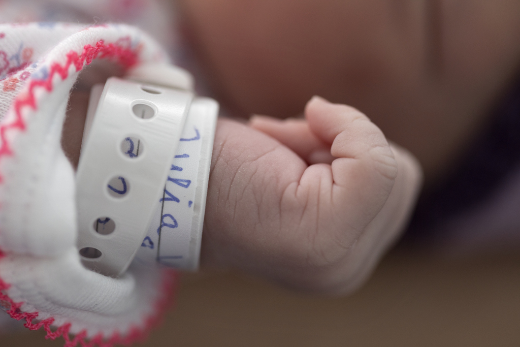 Choisir le prénom du bébé est une étape cruciale pour les parents. (illustration)