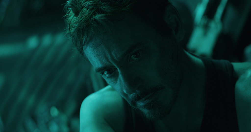 "Avengers: Endgame" talonne de prêt le record d'Avatar en pole position du box office. 