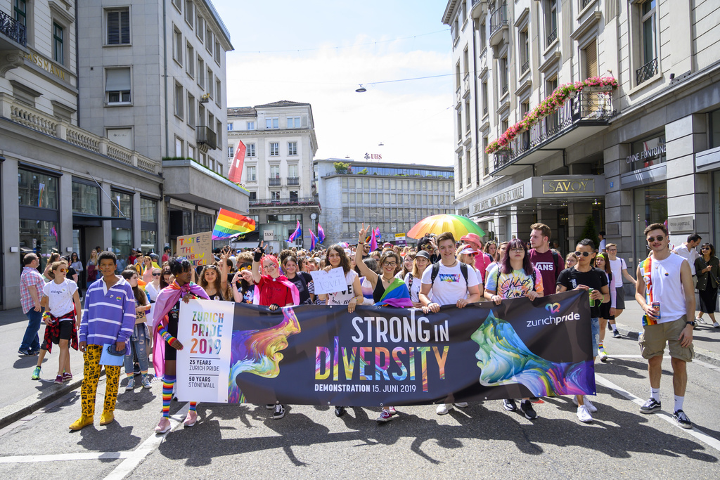 Le Zurich Pride Festival, sous le signe de la diversité, a attiré des millers de personnes. 