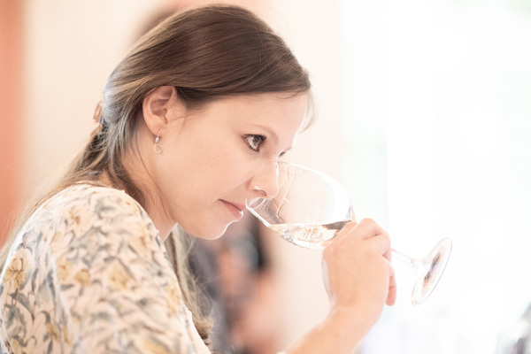 156 dégustateurs vont se mettre à l'oeuvre à Sierre dans le cadre du Grand Prix du vin suisse.