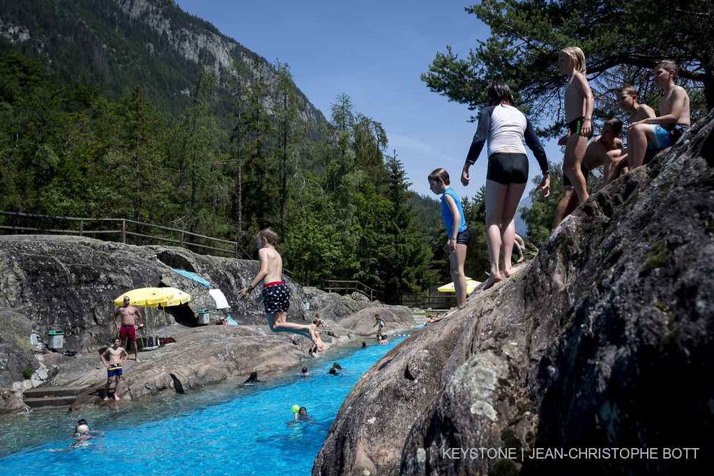 La piscine et le zoo des Marécottes ont été très prisés la semaine dernière, "comme en pleines vacances d'août", note le propriétaire.