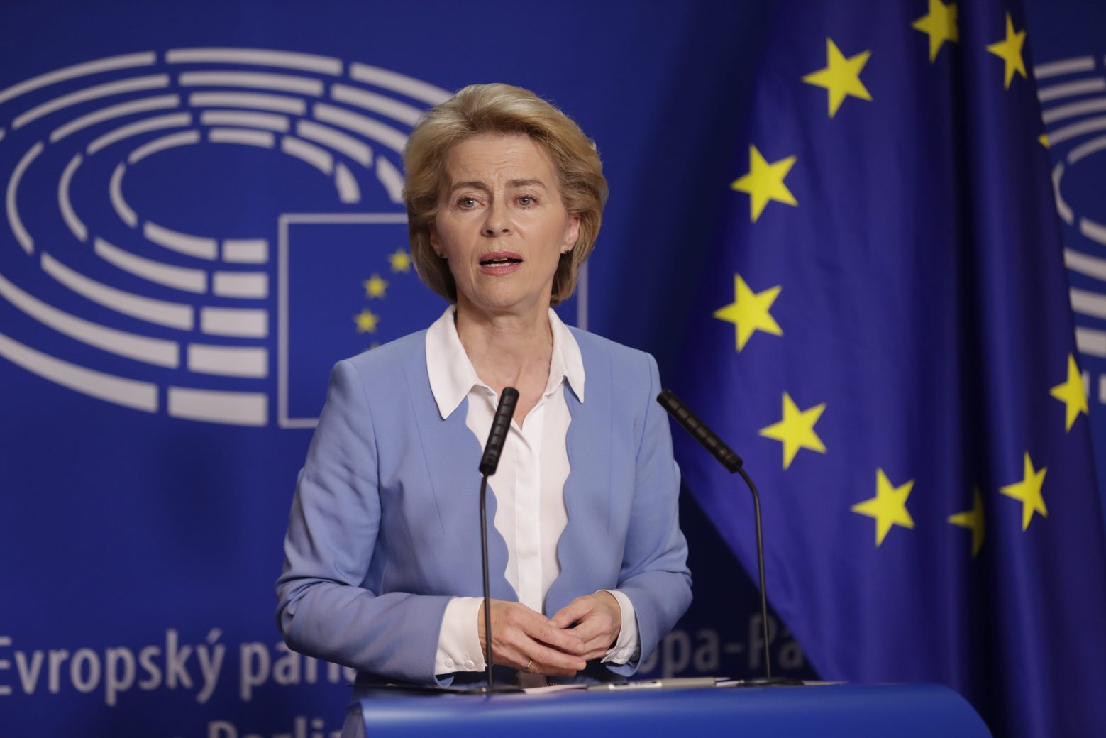 epa07708010 Ursula von der Leyen the nominated President of the European Commission gives a press briefing following a meeting of Political groups Presidents at European Parliament in Brussels, Belgium, 10 July 2019. Von der Leyen is meeting alll groups about her  nomination as the head of the European Commission, a vote will take place next week at plenary session of the parliament.  EPA/OLIVIER HOSLET BELGIUM EU FUTUR EU INTITUTIONS PRESIDENTS MEETING