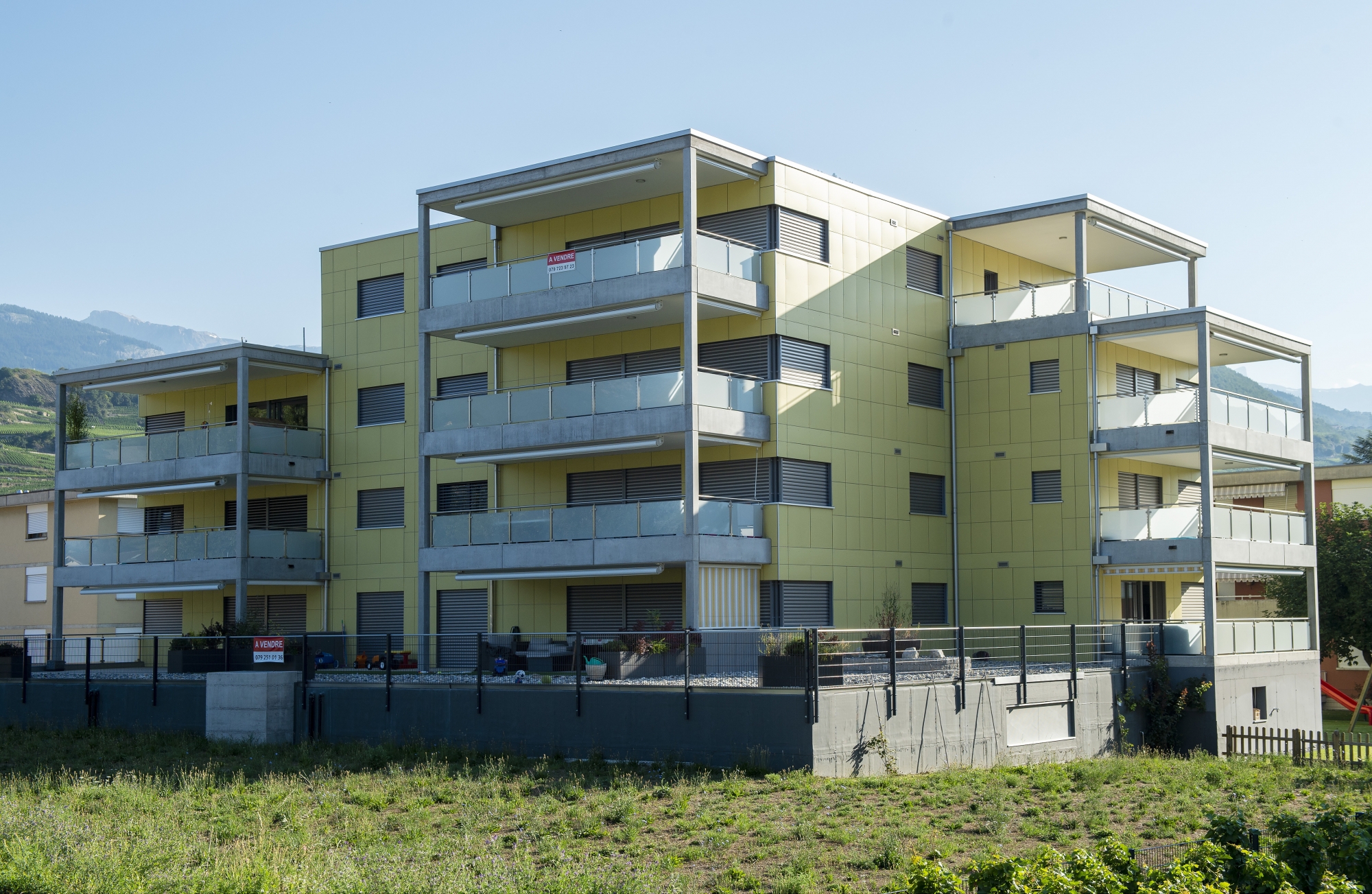 A Saint-Léonard, plus de vingt locataires vivent dans un immeuble en situation irrégulière.