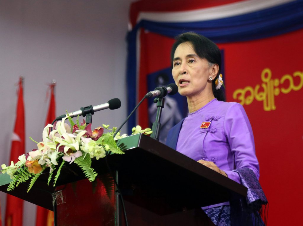 Aung San Suu Kyi a été réélue à l'unanimité à la tête de son parti.