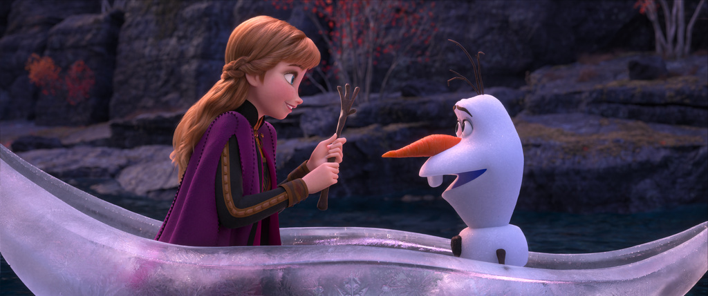 "Frozen 2" raconte l'histoire de la famille royale d'Arendelle et répond aux interrogations sur l'origine des étonnants pouvoirs d'Elsa.