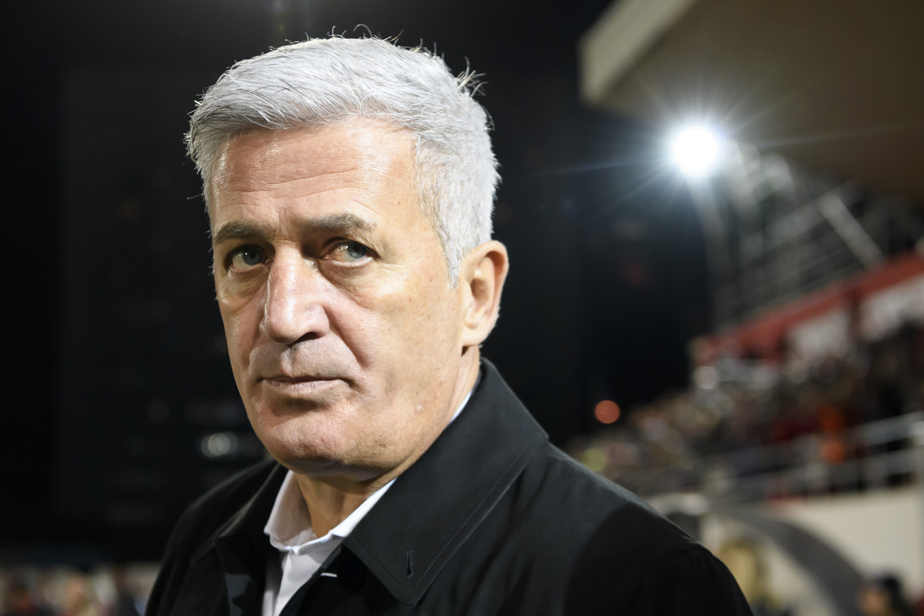Switzerland's head coach Vladimir Petkovic pictured during the UEFA Euro 2020 qualifying Group D soccer match between Gibraltar and Switzerland, at the Victoria Stadium, in Gibraltar, this Monday, November 18, 2019. (KEYSTONE/Anthony Anex)