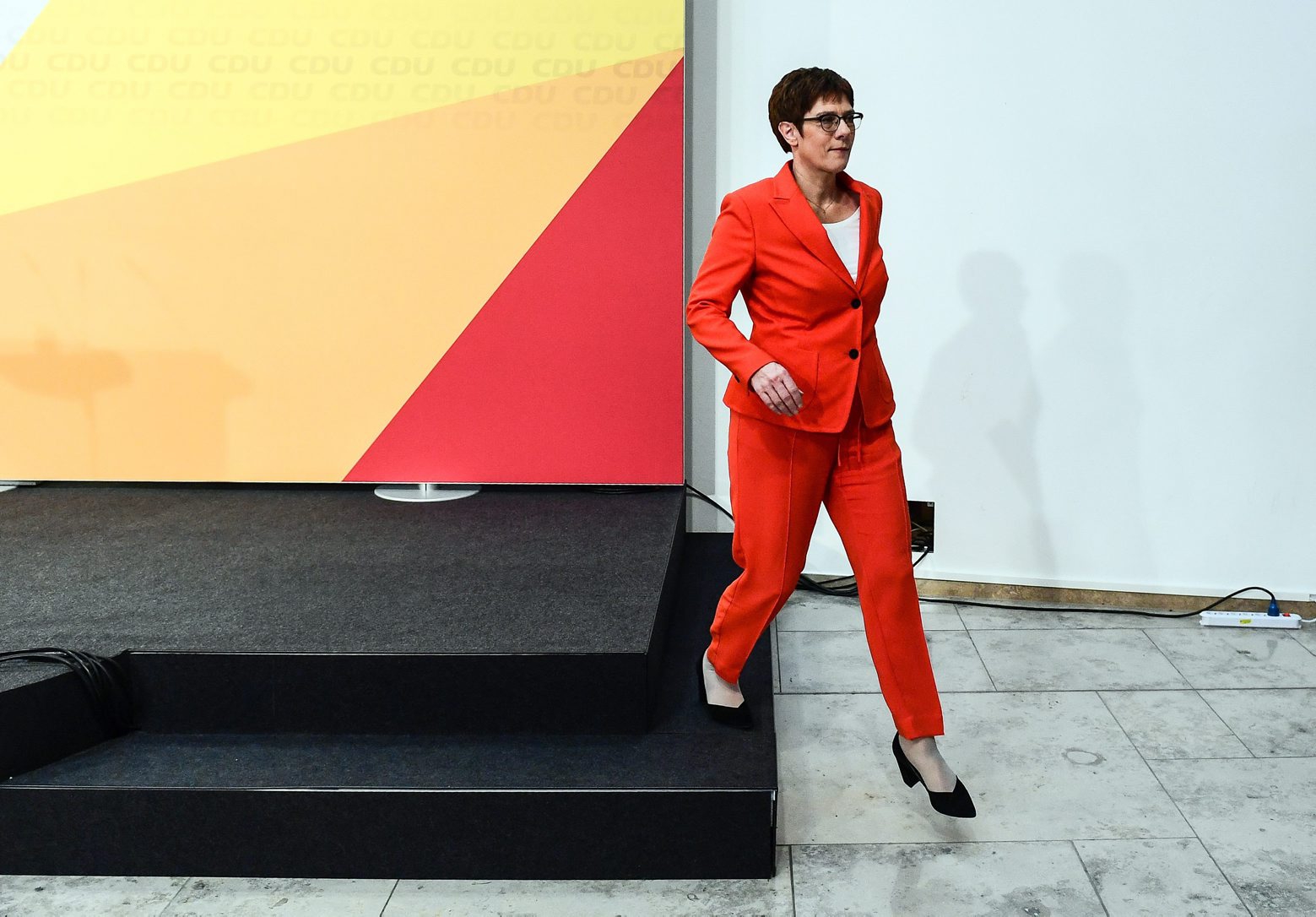 epa08200121 Christian Democratic Union (CDU) party chairwoman and German Defense Minister Annegret Kramp-Karrenbauer gives a press conference at the party headquarters in Berlin, Germany, 07 February 2020. German political parties CDU and FDP hold meetings after the Thuringia state governor Kemmerich announced his resignation just the day after he was suprisingly elected by a majority of the state parliament. Kemmerich was elected with the votes of far-right Alternative for Germany (AfD) party, causing a shock to the established parties' consensus to have no cooperation right-wing extremist AfD.  EPA/FILIP SINGER GERMANY THURINGIA PARLIAMENT AFTERMATH