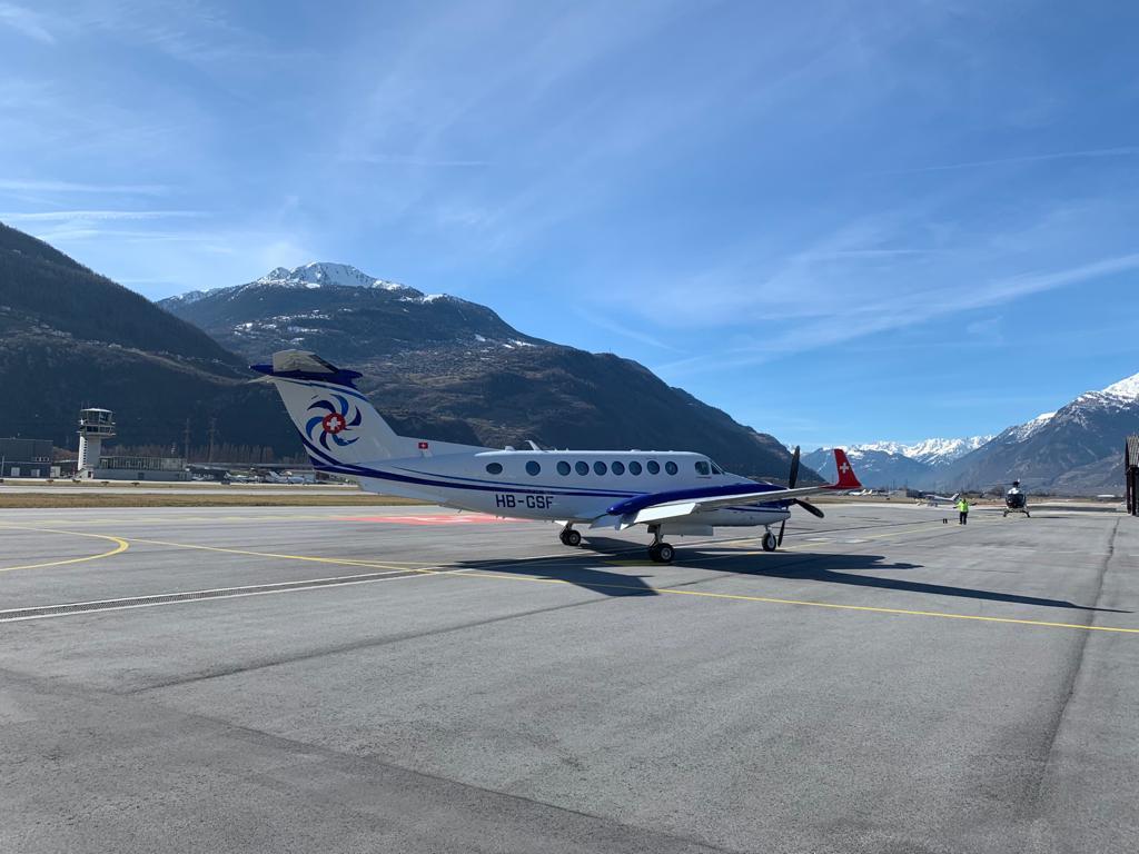 L'avion de huit places effectuera 63 allers-retours entre le Valais et la Corse.