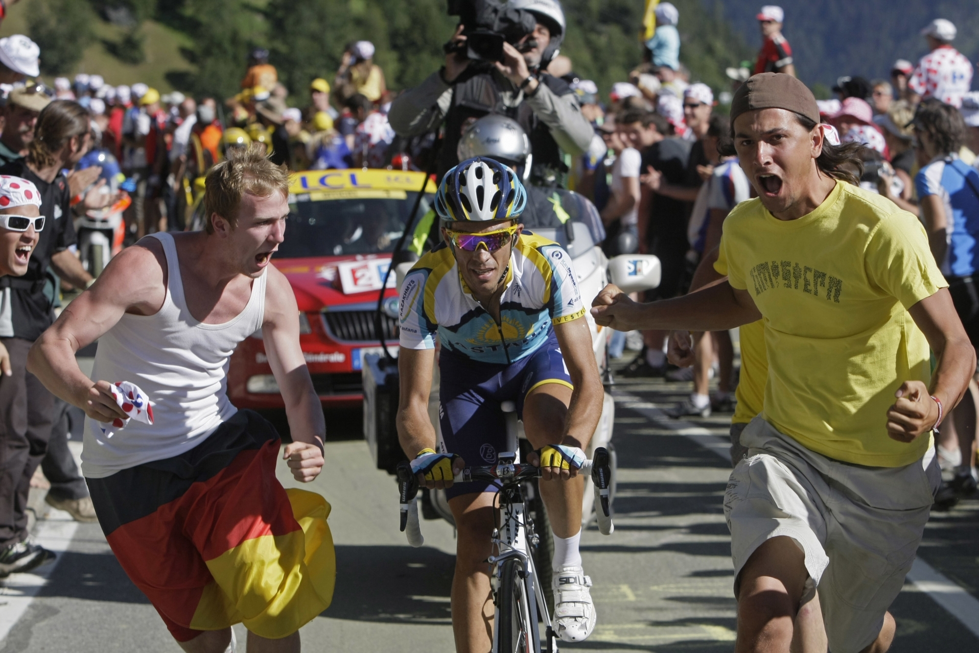 En 2009, sur la route de Verbier, Alberto Contador avait porté son attaque un virage au-dessous de la maison des Gailland.