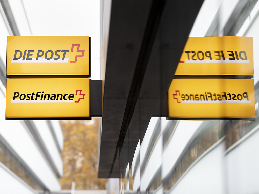PostFinance n'arrive plus à générer suffisamment de revenus avec son modèle d'affaires actuel, qui lui interdit l'octroi de crédits et d'hypothèques. (Illustration)