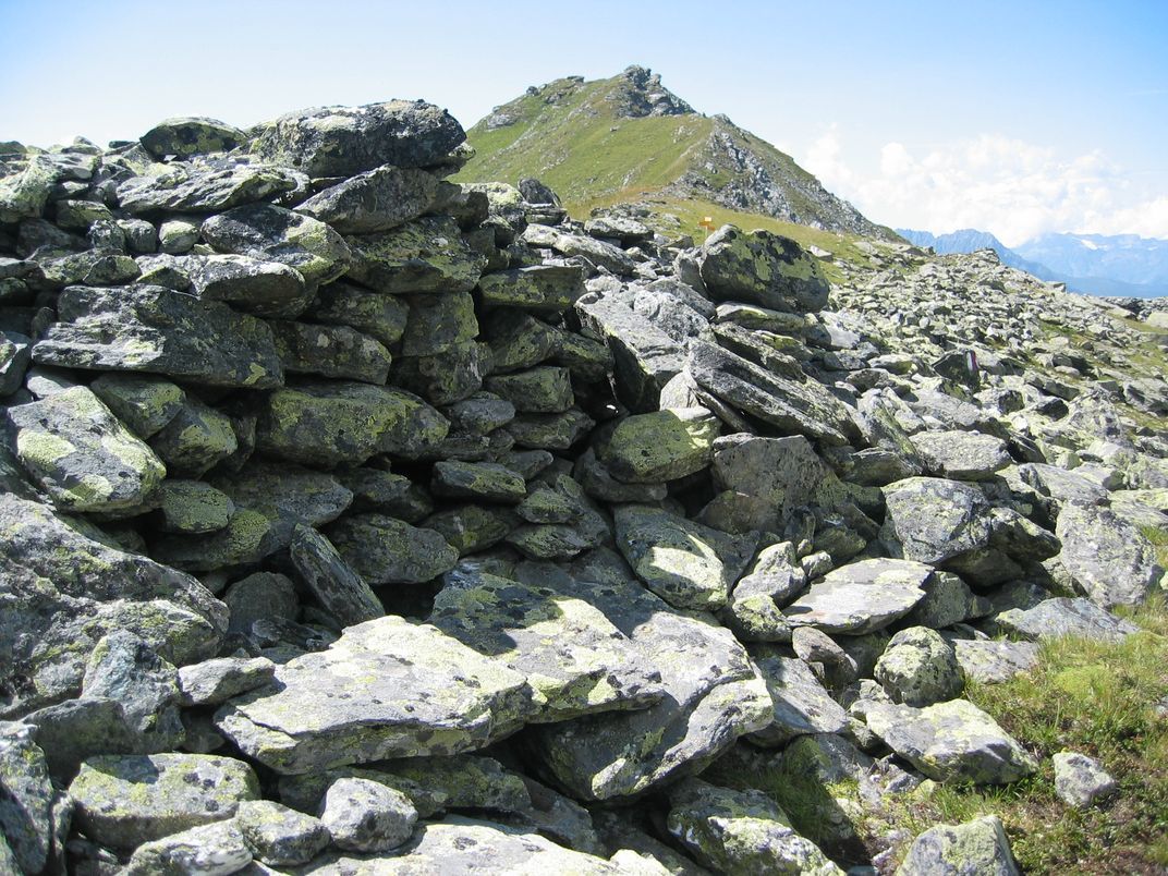 Cet étrange mur est situé à 2650 mètres d'altitude.