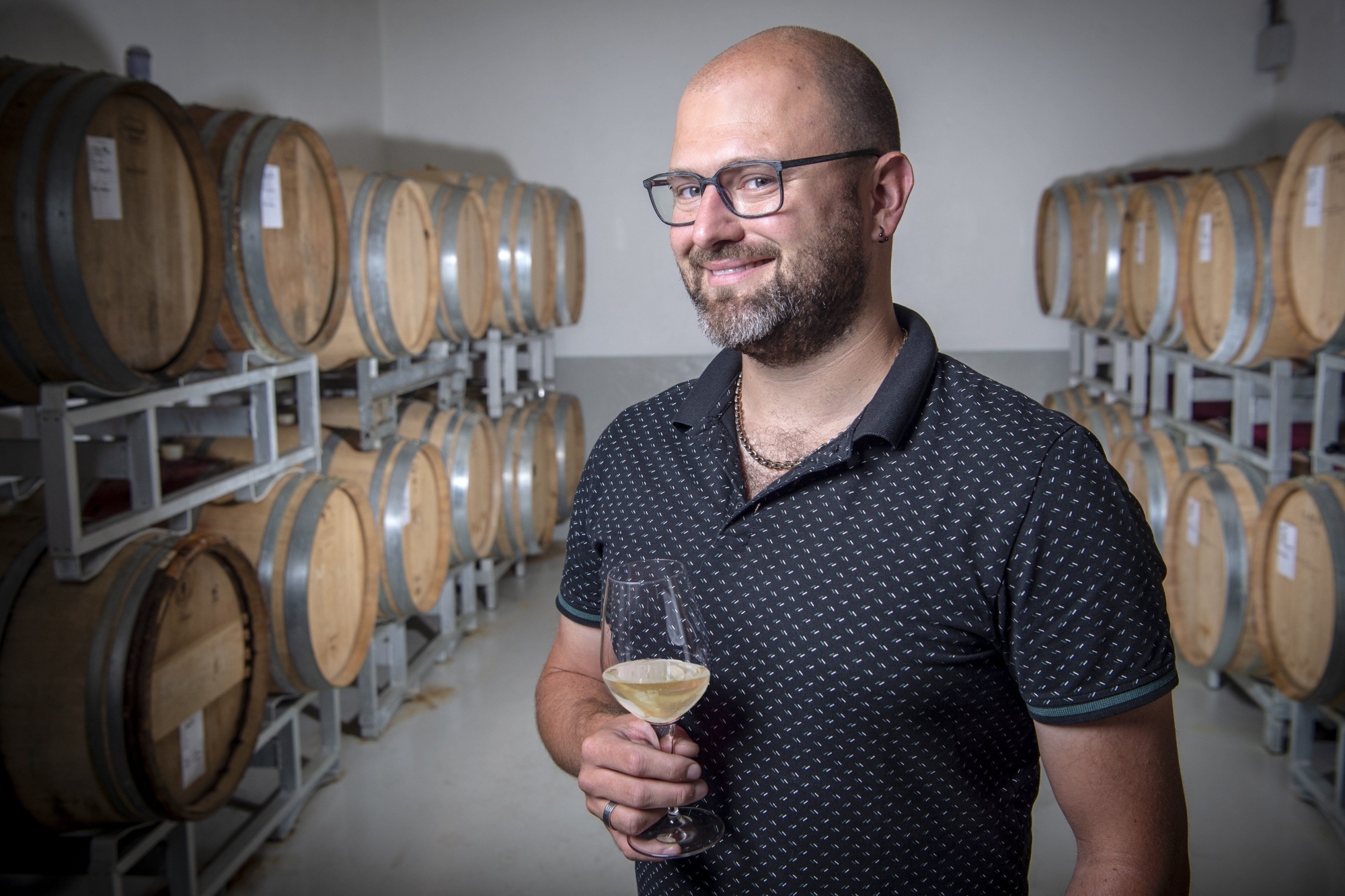 Le fendant de Julien Fournier, Promesse d'amitié, est le premier vin valaisan au palmarès du Mondial du chasselas 2020. Le vigneron-encaveur de Conthey a toujours eu un petit faible pour ce cépage qui lui a déjà valu plusieurs distinctions.