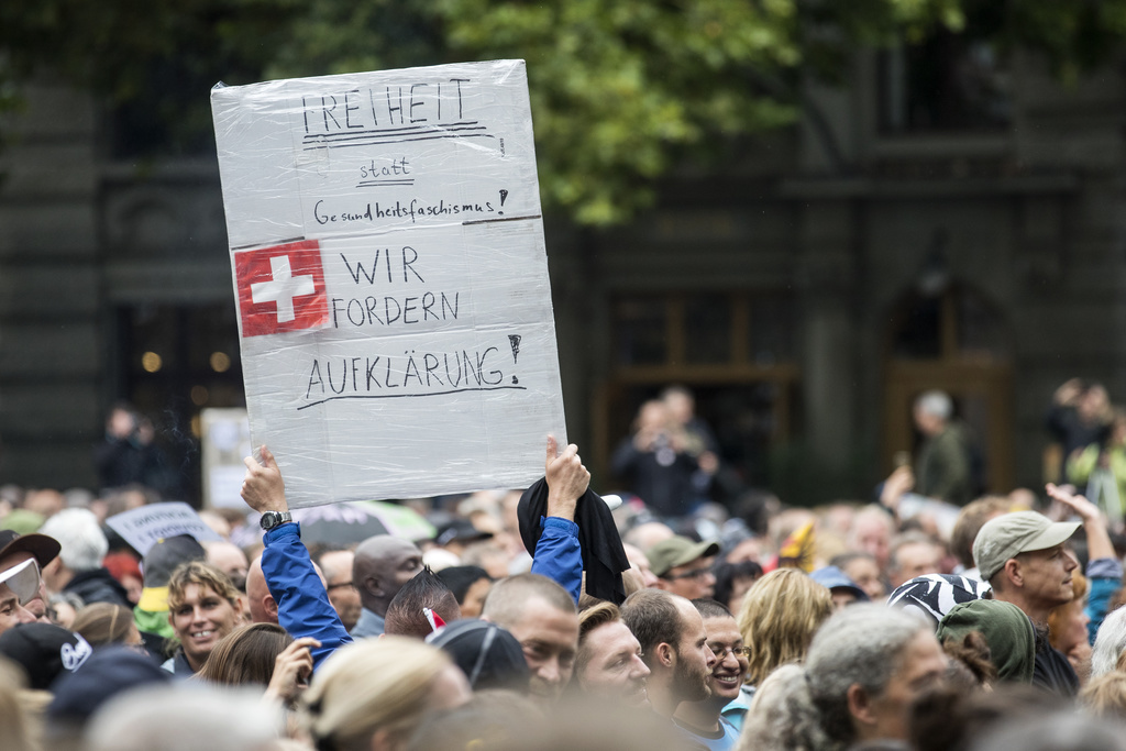 Plus d'un millier de corona-sceptiques se sont rassemblés le 29 août à Zurich pour demander notamment "un retour à la liberté".